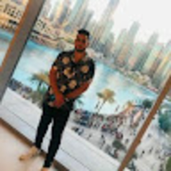 Profile Picture of Michael Pelaez (@michapr1996) on Poshmark