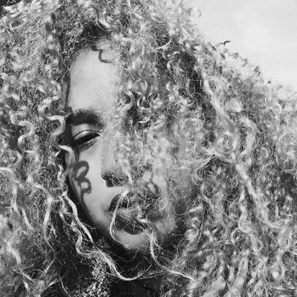 Profile Picture of Tara Kendall (@crkendal87) on Poshmark