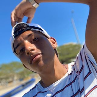 Profile Picture of Felipe Badillo (@Flp2Badillo29) on Facebook