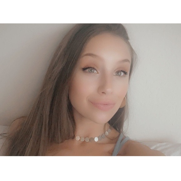 Profile Picture of Bree Colceri (@breecolceri) on Poshmark