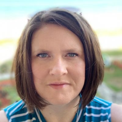 Profile Picture of Kara S. Davis (@KaraSDavis_ar) on Twitter