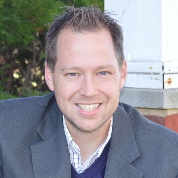 Profile Picture of Steve Thomas (@fitsteve) on Poshmark