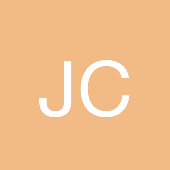 Profile Picture of Jen Chou (@jenchou) on Poshmark