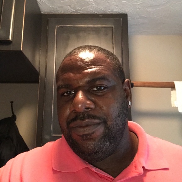 Profile Picture of Christopher Beasley (@ckbeasley) on Poshmark