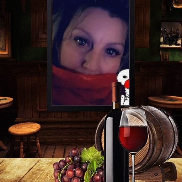 Profile Picture of Susan Boudreau (@boudreau1969) on Poshmark