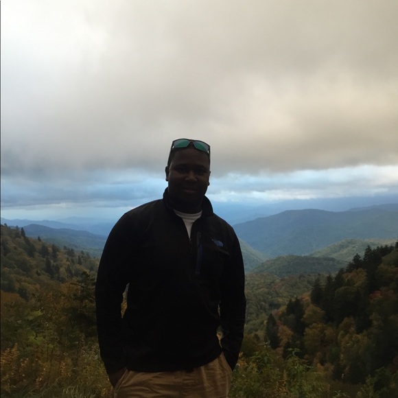 Profile Picture of Brandon Kellam (@brandon_martise) on Poshmark