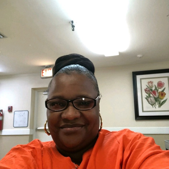 Profile Picture of Patricia Brassell (@sexyp123) on Poshmark