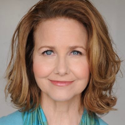 Profile Picture of Molly Hagan (@mollyhagan) on Twitter