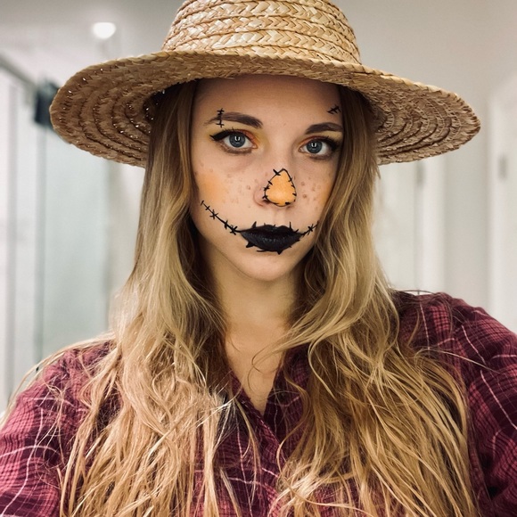 Profile Picture of Shannon Falk (@shannon_falk) on Poshmark