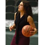 Profile Picture of Lizzie Nessling 🏀 (@coachness45) on Instagram