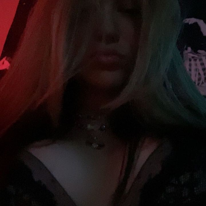 Profile Picture of greta🧛‍♀️ (@gretagusso) on Tiktok