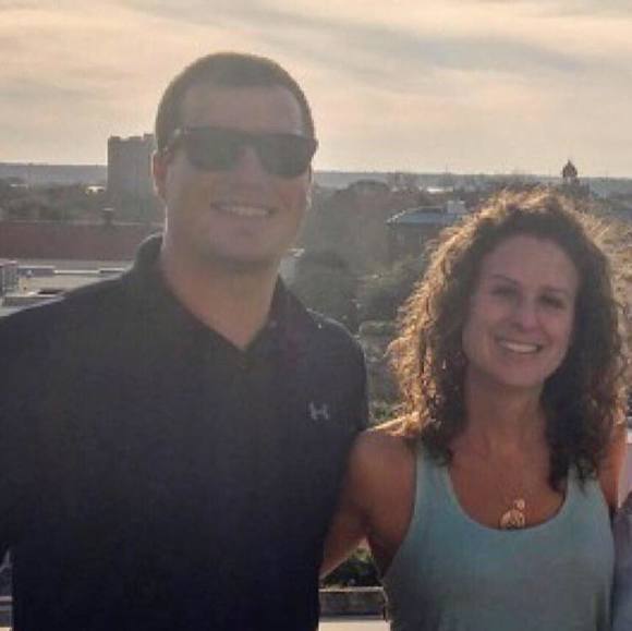 Profile Picture of Brandon Mackey (@brandon_mackey) on Poshmark