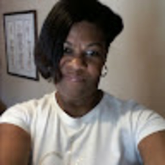 Profile Picture of Patsy Pinnock (@ppinnock1) on Poshmark