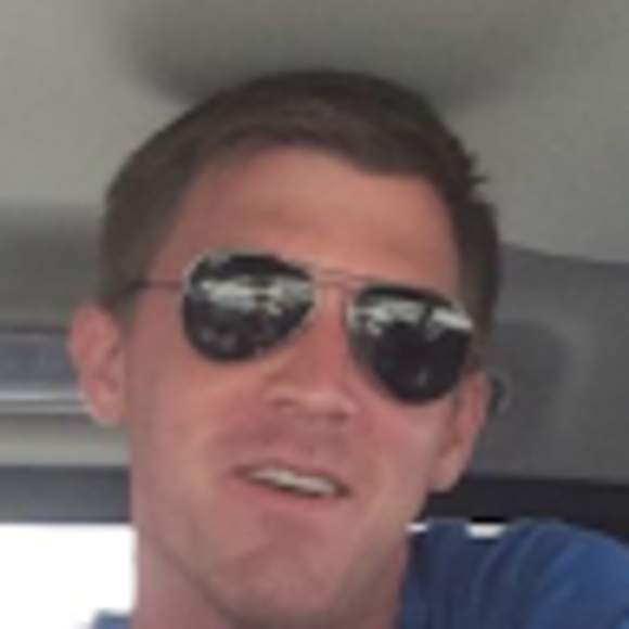 Profile Picture of Cory Mauer (@corymauer) on Poshmark