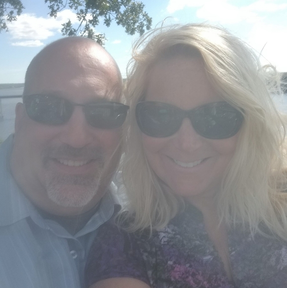 Profile Picture of Terri Kiefer (@terrikiefer) on Poshmark
