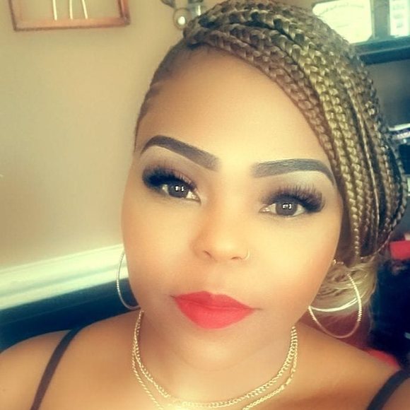 Profile Picture of Esha Esh (@aishancleveland) on Poshmark