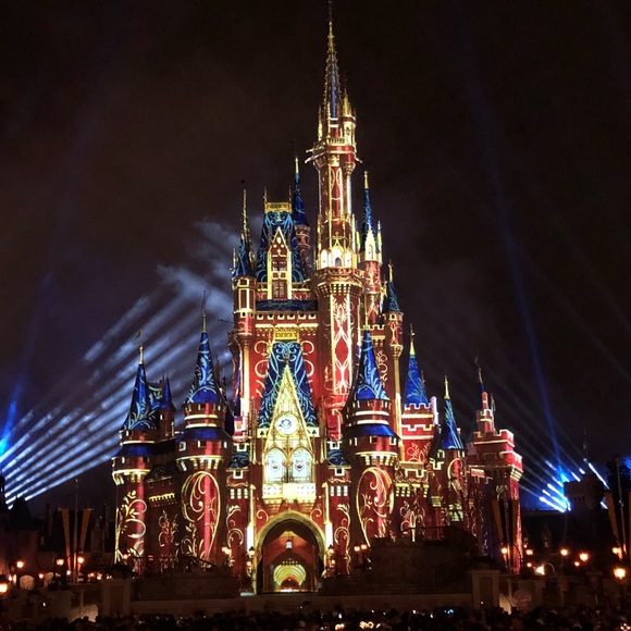 Profile Picture of Albert Moreno (@amoreno2150) on Poshmark