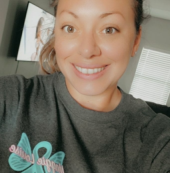 Profile Picture of Amanda Granger (@asgranger87) on Poshmark