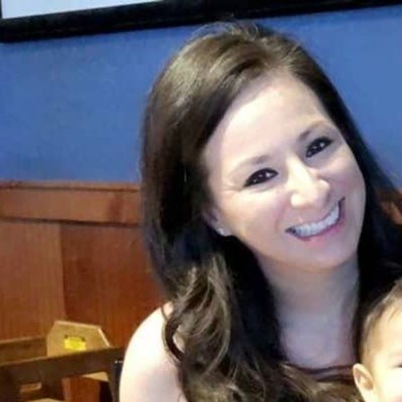 Profile Picture of Arriana Anzures (@yannapjs) on Poshmark