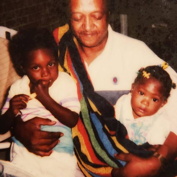 Profile Picture of Chris Southerland (@contraband513) on Poshmark