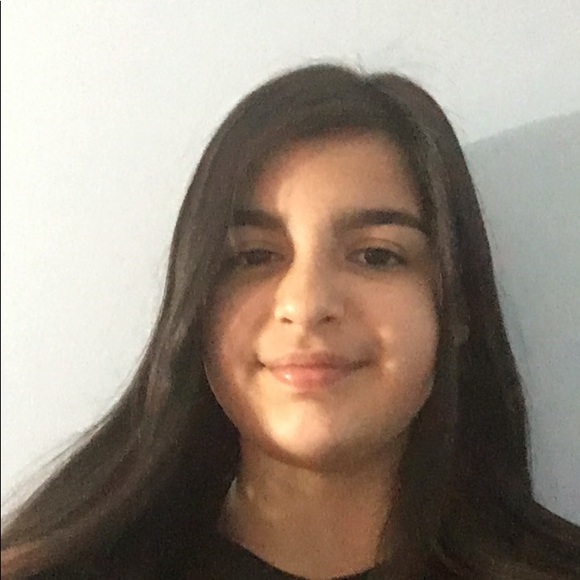 Profile Picture of Marissa Tabaczynski (@mjtabaczynski) on Poshmark