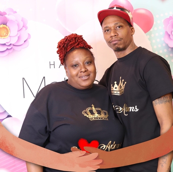 Raynard Adams - Poshmark Profile Picture of Raynard Adams (@rayadamsray) on Poshmark