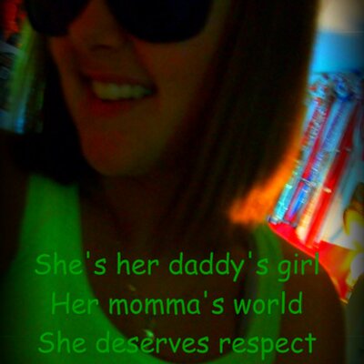 Profile Picture of Elizabeth Hack (@HeyyTexass) on Twitter