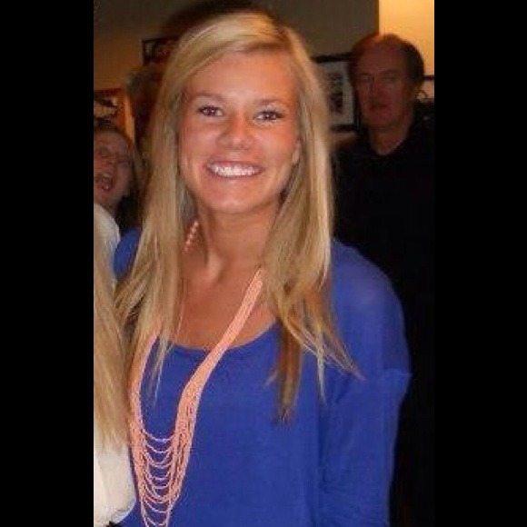 Profile Picture of Jill Tichy (@tichy) on Poshmark