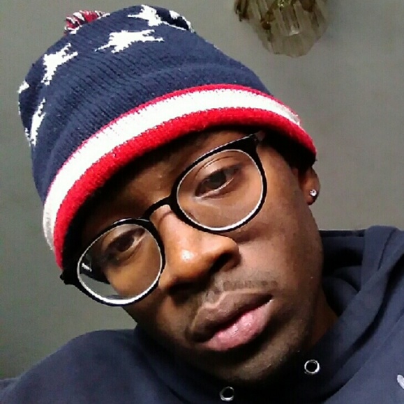 Profile Picture of Aaron Springer (@springer10) on Poshmark