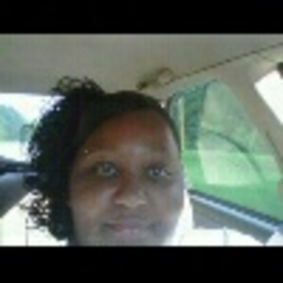 Profile Picture of Lakeisha Mclendon (@mrsmac29) on Poshmark