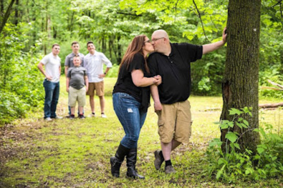 Profile Picture of Joleen Eiffler (@joleeneiffler) on Poshmark