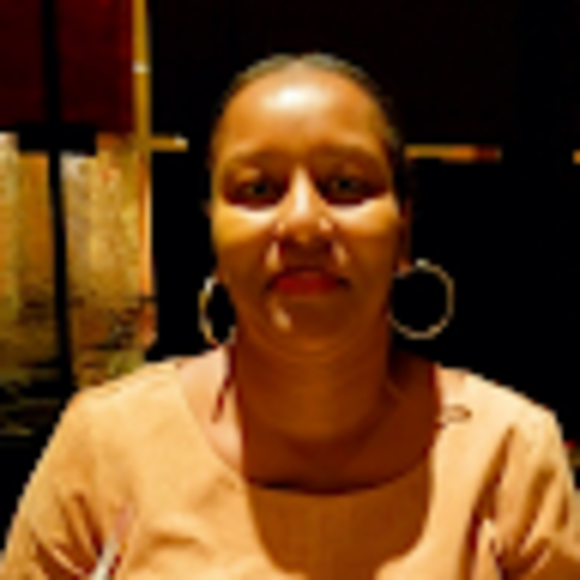 Profile Picture of Dalanda Bah (@daliatudesigns) on Poshmark
