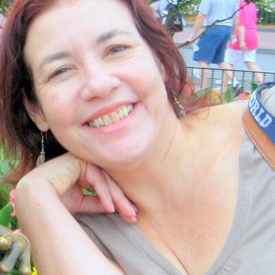 Profile Picture of Rosa Marcia Teixeira (@RMarciaTeixeira) on Twitter