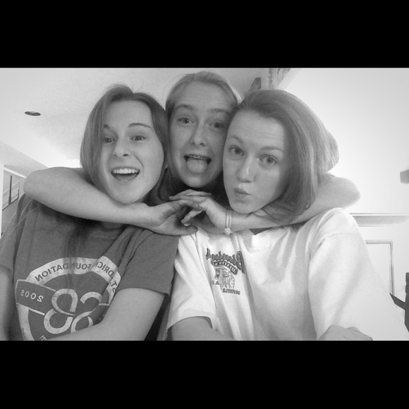 Profile Picture of Abby Kallmyer (@abbykall) on Poshmark