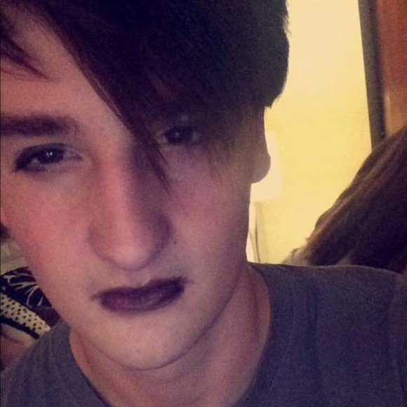 Profile Picture of Joseph Sadowsky (@jsadowsky1103) on Poshmark