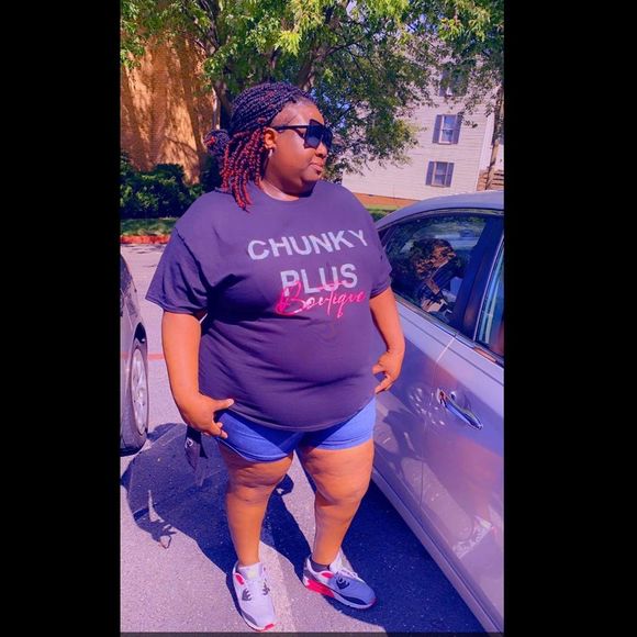 Profile Picture of Lisa Wheeler (@toylisawheeler) on Poshmark