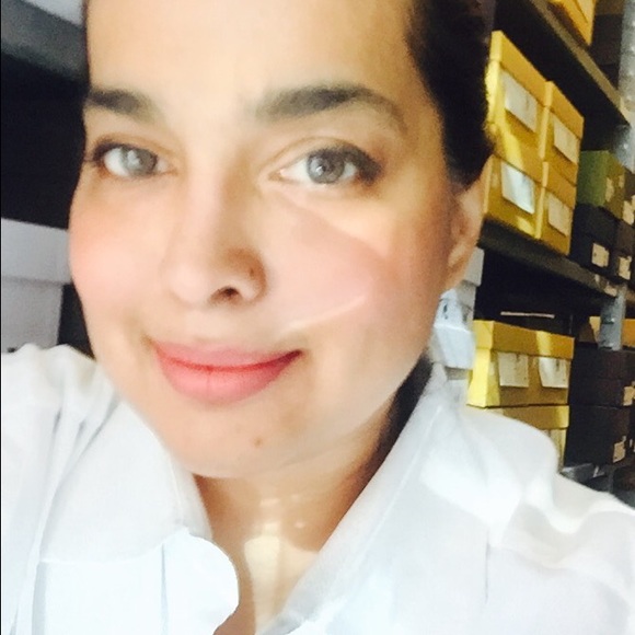 Profile Picture of Aaminah Haq (@lahaq) on Poshmark