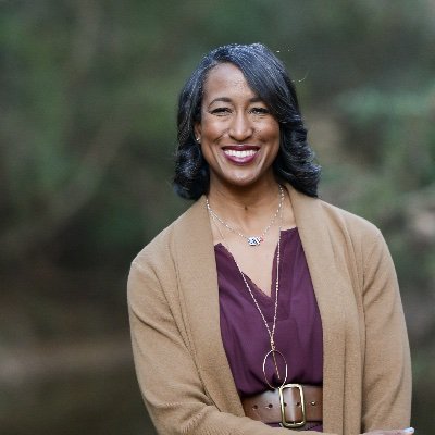 Profile Picture of Tiffany Daniels (@skye_luv) on Twitter