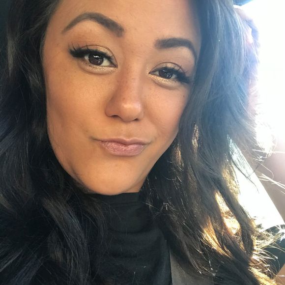 Profile Picture of Genie Smock (@dgsmock) on Poshmark