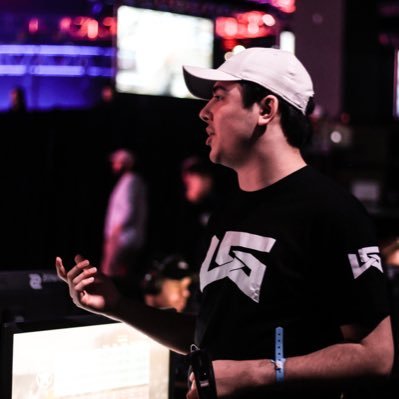 Profile Picture of Johnny (@JohnnyisTsunami) on Twitter