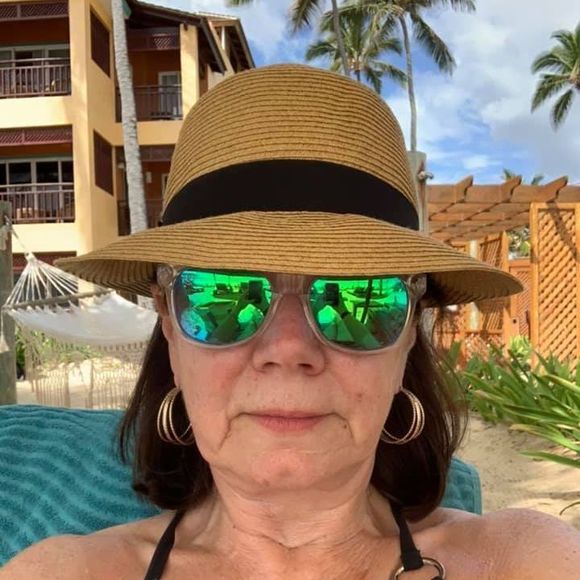 Profile Picture of Pat Reeg (@patmnor) on Poshmark