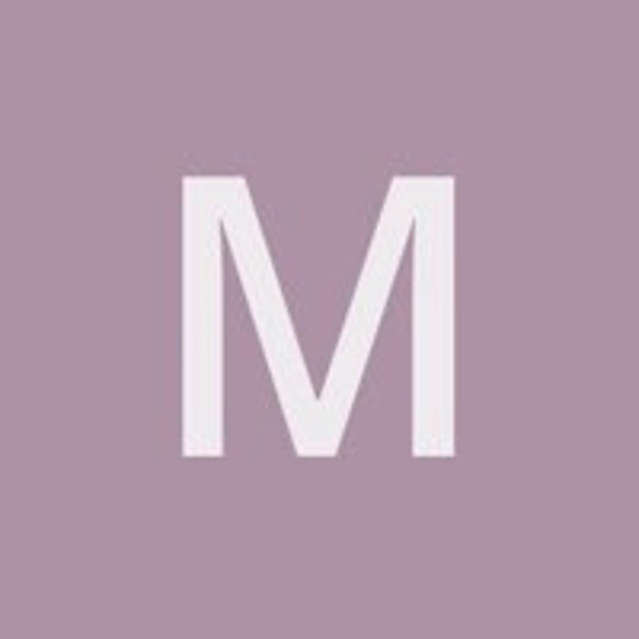 Profile Picture of Maxine Alvarez (@purple44422) on Poshmark