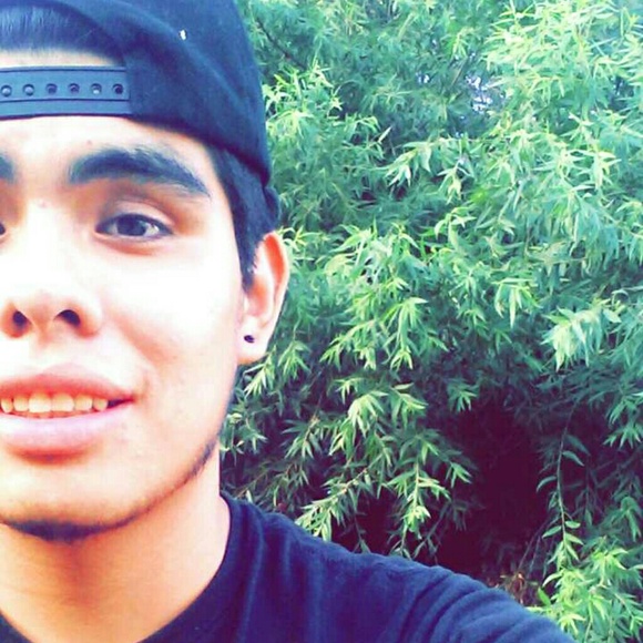 Profile Picture of Johnny Hoyos (@johnny_boy) on Poshmark