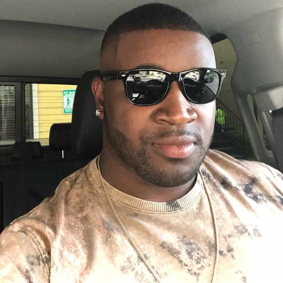 Profile Picture of Jacob Tyson (@tysonjo) on Poshmark