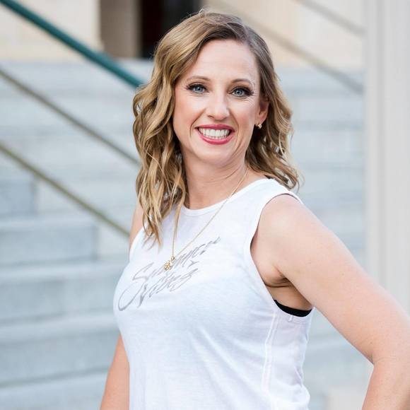 Profile Picture of Jaime Konzelman (@jjaimelynne) on Poshmark