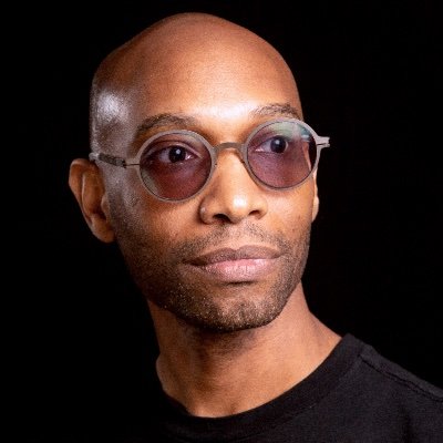 Profile Picture of Oen Michael Hammonds (@visualnotepad) on Twitter