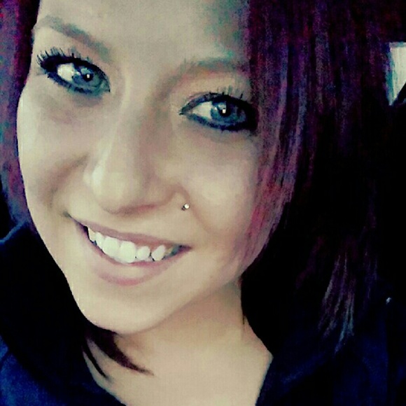 Profile Picture of Skyla Hubble (@skylamariebaby) on Poshmark