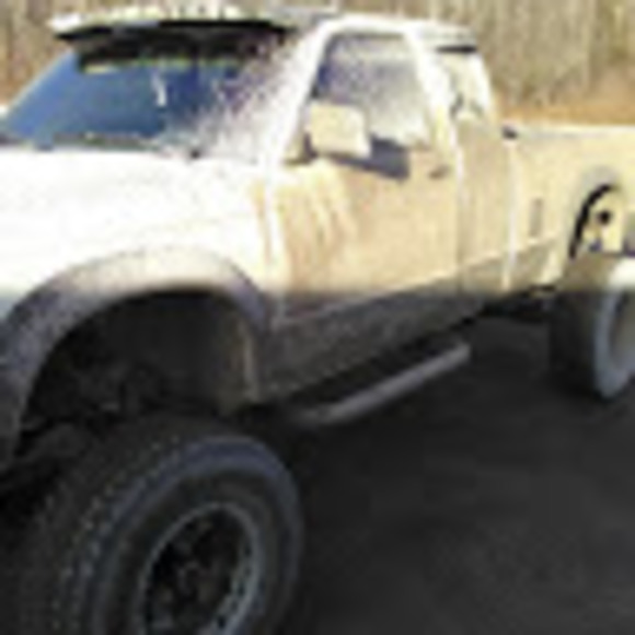 Profile Picture of Daniel Holton (@peanutdoodle99) on Poshmark