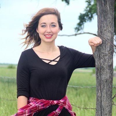 Profile Picture of Ariel Starr (@ArielStarr28) on Twitter