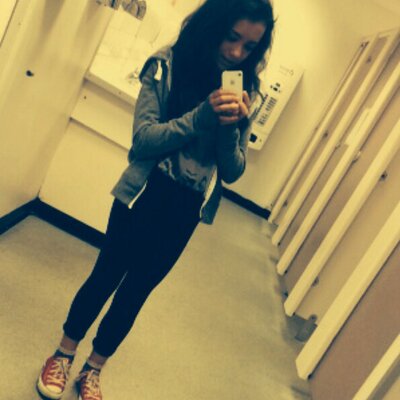 Profile Picture of Ayesha Thomas (@ayeshathomas) on Twitter